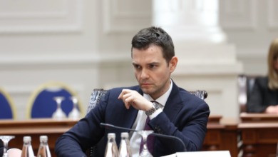 Photo of Муцунски се прости од кралот Харалд V: „Длабоко сум погоден од неговата смрт“