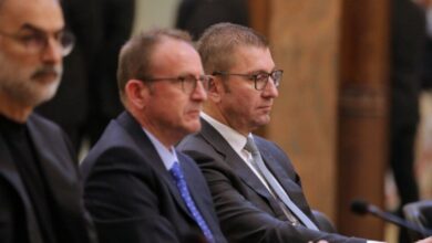 Photo of Таравари го спореди Мицкоски со Наполеон: Падот почнува кога ќе помислиш дека си непобедлив