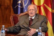 Photo of Почина д-р Никола Стојановски – еден од последните живи првоборци од НОБ