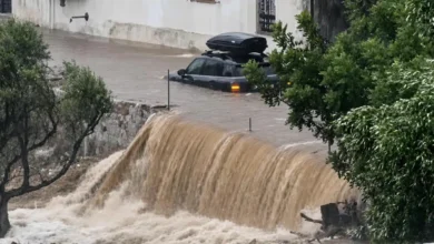Photo of Силно невреме на Пелопонез, водата носела автомобили (ВИДЕО)