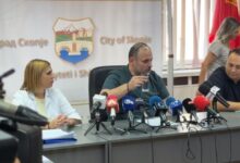 Photo of (ВИДЕО) Ѓорѓиевски се напи вода од чешма за да покаже дека е безбедна