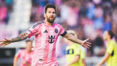 Photo of (ВИДЕО) Солзи на трибините, Меси повторно на теренот само пет дена по смртта на татко му