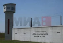 Photo of Рекорден број затвореници во Франција, речиси 8.000 лица спијат на под