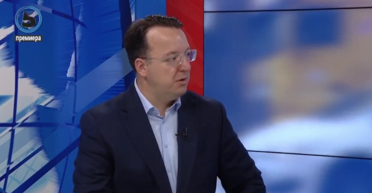 Николоски: Превозниците да не потпаѓаат под влијание на лажните вести