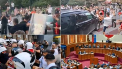 Photo of Протест пред парламентот во Тирана, судир меѓу полицијата и демонстрантите, приведени повеќе лица