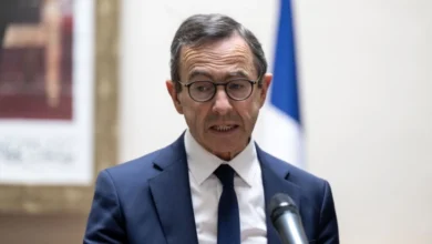 Photo of Лидерот на француската десница, Бруно Ретајо, сака референдум за укинување на правото на државјанство по раѓање