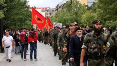 Photo of Десетици илјади луѓе се собраа во Приштина во знак на поддршка на припадниците на ОВК