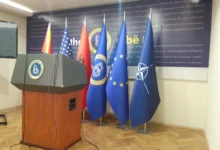Photo of ДУИ: Дали возилото на заменик-директорот на Царина се наоѓало веднаш зад возилото на уапсениот за примање поткуп од 17.500 евра?