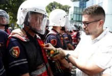 Photo of Во Тирана судири помеѓу демонстрантите и полицијата
