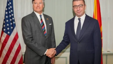 Photo of Премиерот Мицкоски се сретна со висока делегација на Стејт Департментот предвоена од заменик секретарот Кристофер Ландау