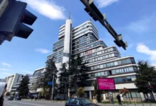 Photo of Владата препорача работа од дома за вработените во институциите во зградата на „Нова Македонија“ поради техничката хаварија