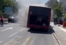 Photo of Избувнал пожар во задниот дел на автобус на ЈСП на постојка во Центар