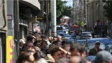 Photo of Видео: Граѓаните масовно доаѓаат да го потпишат студентскиот список: Долги редици во Белград, Нови Сад, Чачак…