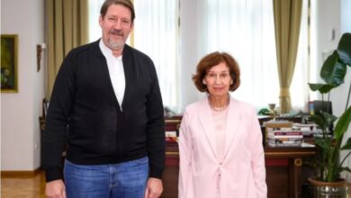 Photo of Сиљановска-Давкова на средба со Вајц: Билатералните прашања треба да бидат одвоени од процесот на пристапување кон ЕУ