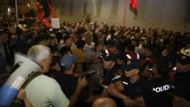 Photo of Ескалира 94. протест во Тирана, судири со полицијата, Рама го напушти кабинетот под силно обезбедување