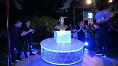 Photo of Поставена биста на тапанарот на „ДНК“, Ѓорѓи Ѓоргиев – Џоко, кој загина во пожарот во „Пулс“