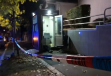 Photo of Малолетник нападна полицаец со два ножа пред израелската амбасада во Белград, напаѓачот е убиен
