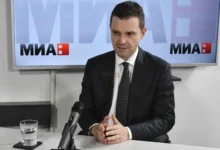 Photo of Муцунски официјално побарал средба со Петрова-Чамова следната недела во Софија