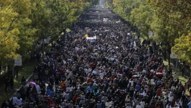 Photo of Во Мадрид 70.000 луѓе протестираа поради кризата со домувањето, во Валенсија демонстрантите се судрија со полицијата