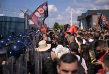 Photo of Најмалку 20 повредени во судирите меѓу демонстрантите и полицијата во Приштина