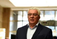Photo of Андрија Мандиќ останува претседател на црногорскиот Парламент, пратениците ја отфлија опозициската иницијатива