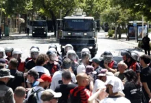 Photo of Втора вечер судири меѓу полицијата и  студентите на протестите во Тирана