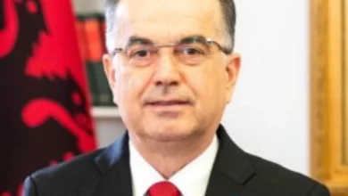 Photo of Бегај повика на смиреност и изрази подготвеност за дијалог со демонстрантите во Тирана и другите градови во државата