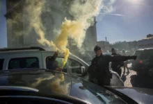 Photo of Протестите во Париз, Лион и Стразбур ескалираа во судири со полицијата, уапсени 166 лица