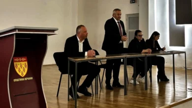 Photo of Клековски во Кочани се сретна со повредени во пожарот во „Пулс“: Ги најавив можностите и следните чекори во нивното лекување
