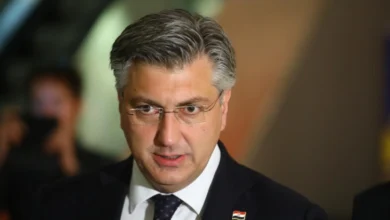 Photo of Пленковиќ му ја честиташе на Срдановиќ победата на „Студентската листа“ на изборите во Србија