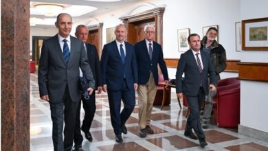Photo of Гаши ја потпиша Одлуката за формирање на Совет на поранешни претседатели на Собранието