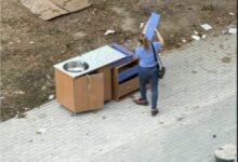 Photo of Градоначалникот на Аеродром ја објави како пример за неодговорност – таа му врати во коментар: Очекувам извинување, платено ми е