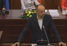 Photo of Битиќи: Единствената стабилна работа во економската политика на Владата е нестабилноста на нејзините буџетски планови