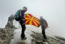 Photo of На 11 и 12 години освоија алпски врвови над 4.000 метри – Давид и Анастасија Цекови остварија исклучителен алпинистички успех