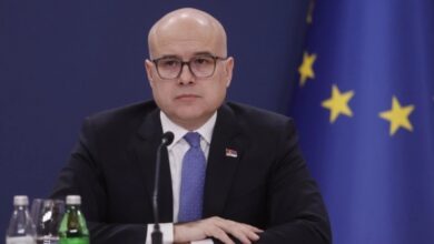Photo of Лидерот на СНС, Милош Вучевиќ предлага на вонредна седница Александар Вучиќ да се избере за нов претседател на партијата