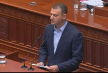 Photo of Трајчулески до Мицкоски: Како гарантирате контрола врз границите по бегствата и случајот со петте тони дрога?