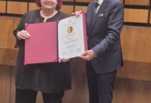 Photo of „Македонскиот јазик веќе не звучи македонски“ вели словенечка преведувачка која доби признание „Блаже Конески“
