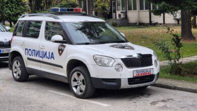 Photo of Деца по полноќ си седеле во кафуле: Полицајците ги собраа и им ги предадоа на родителите