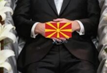 Photo of Некој му се заканува на новинарот Митовски со негова слика во мртовечки ковчег, ЗНМ реагира
