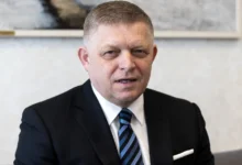 Photo of Фицо: Навредливата статуа на Трамп во Европскиот парламент е знак за пропаста на ЕУ