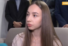 Photo of „Вчера ја преминавме границата сосема легално со мојот адвокат од Македонија“, рече Ива Михаилова
